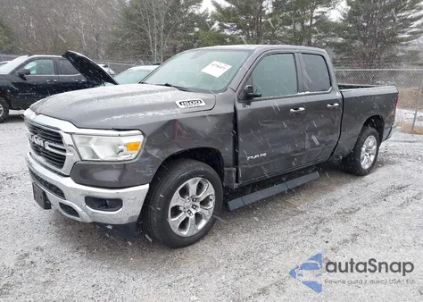 2021 Ram 1500 Big Horn 4X4 6'4 Box z USA, uszkodzony, nr VIN 1C6SRFBT0MN826498